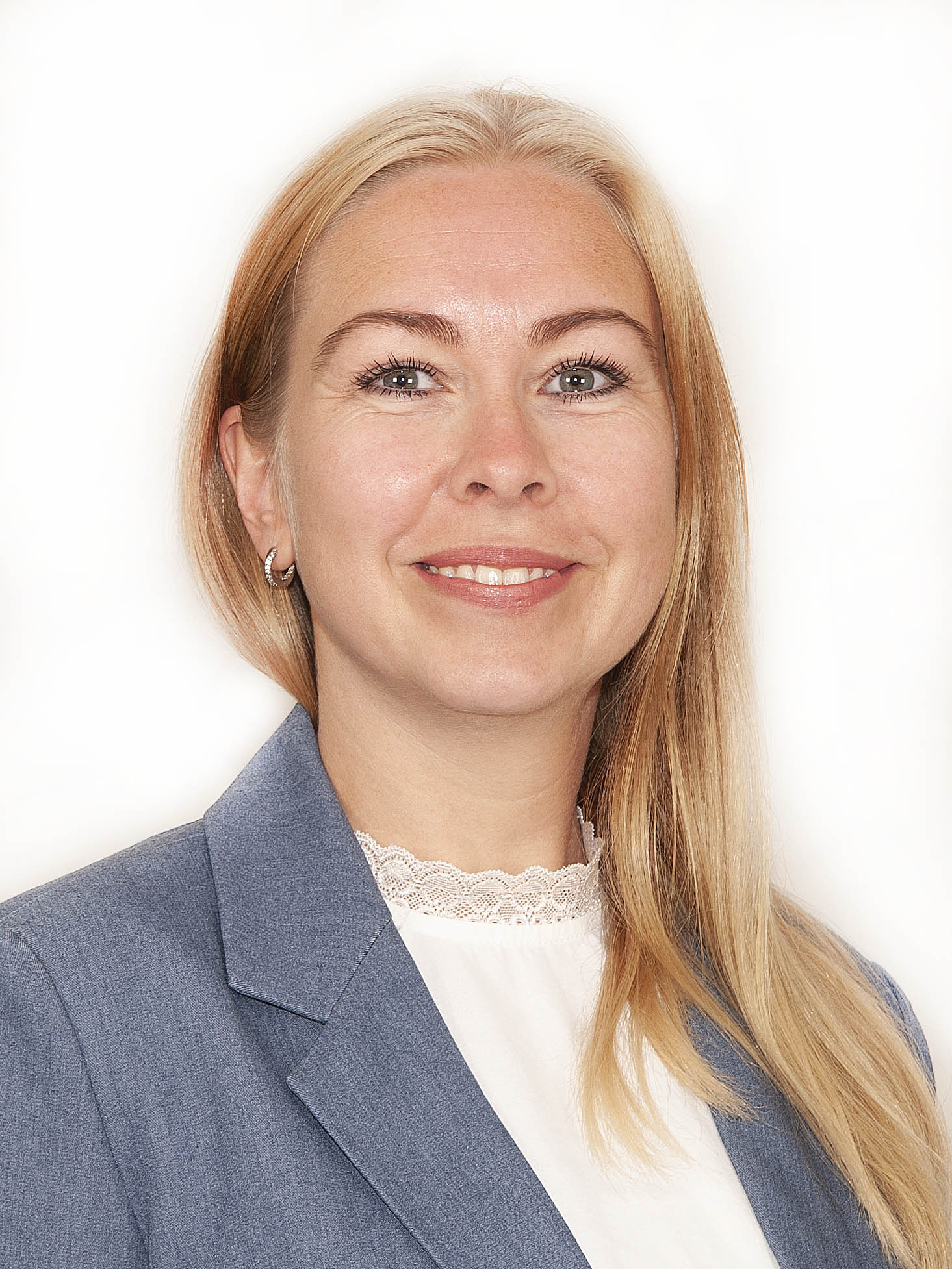 LISA STIEN